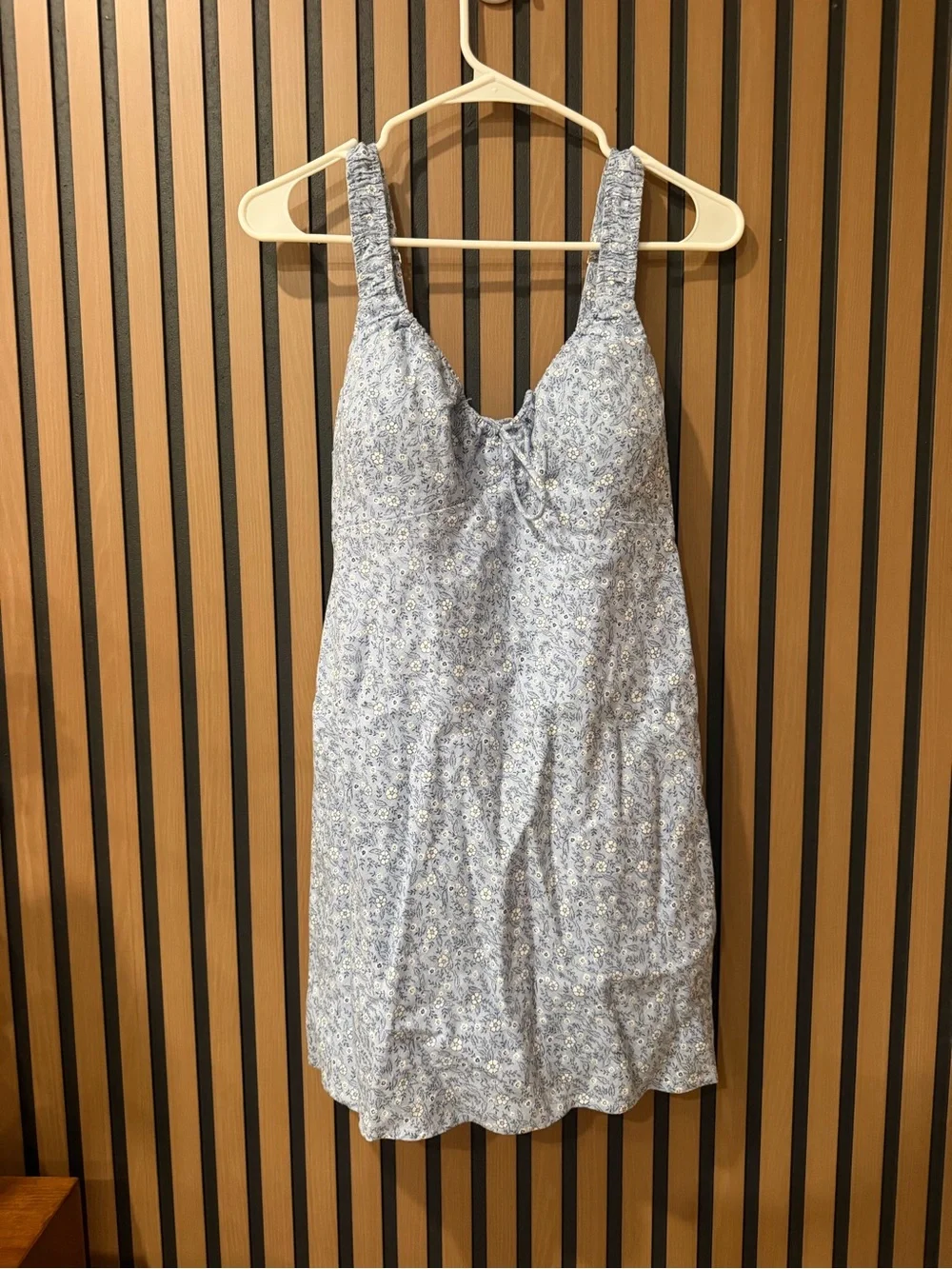 Abercrombie & Fitch Bra-Free Tie-Front Linen-Blend Mini Dress blue floral